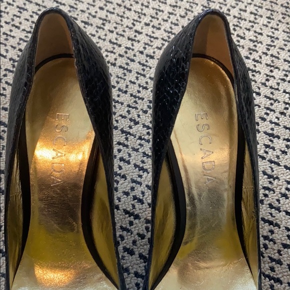 Escada snakeskin pump size 39.5 - Picture 2 of 8